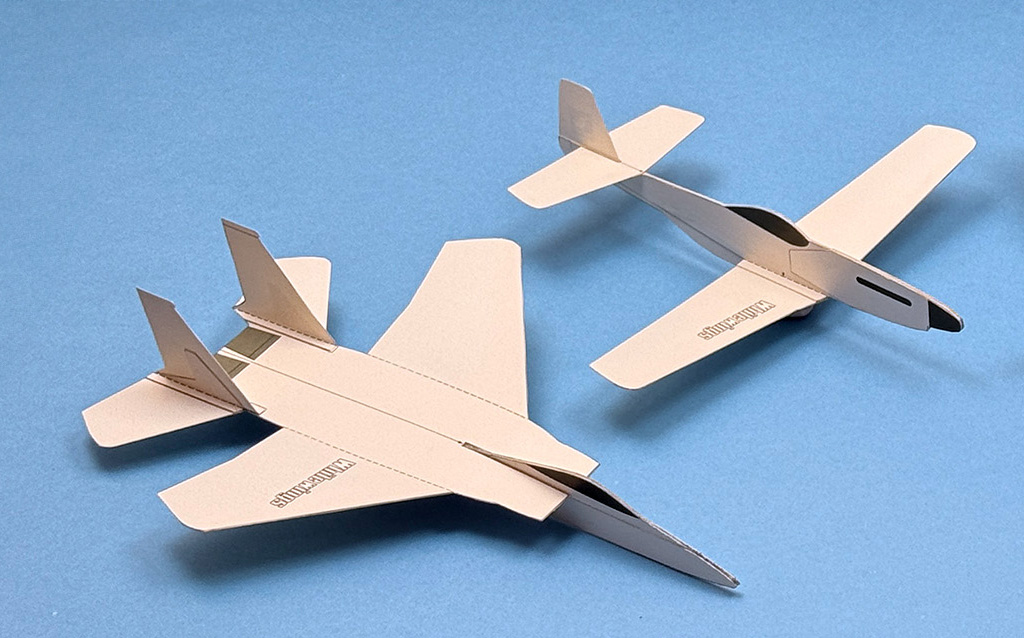 papermodeler.jpg papermodeler.jpg