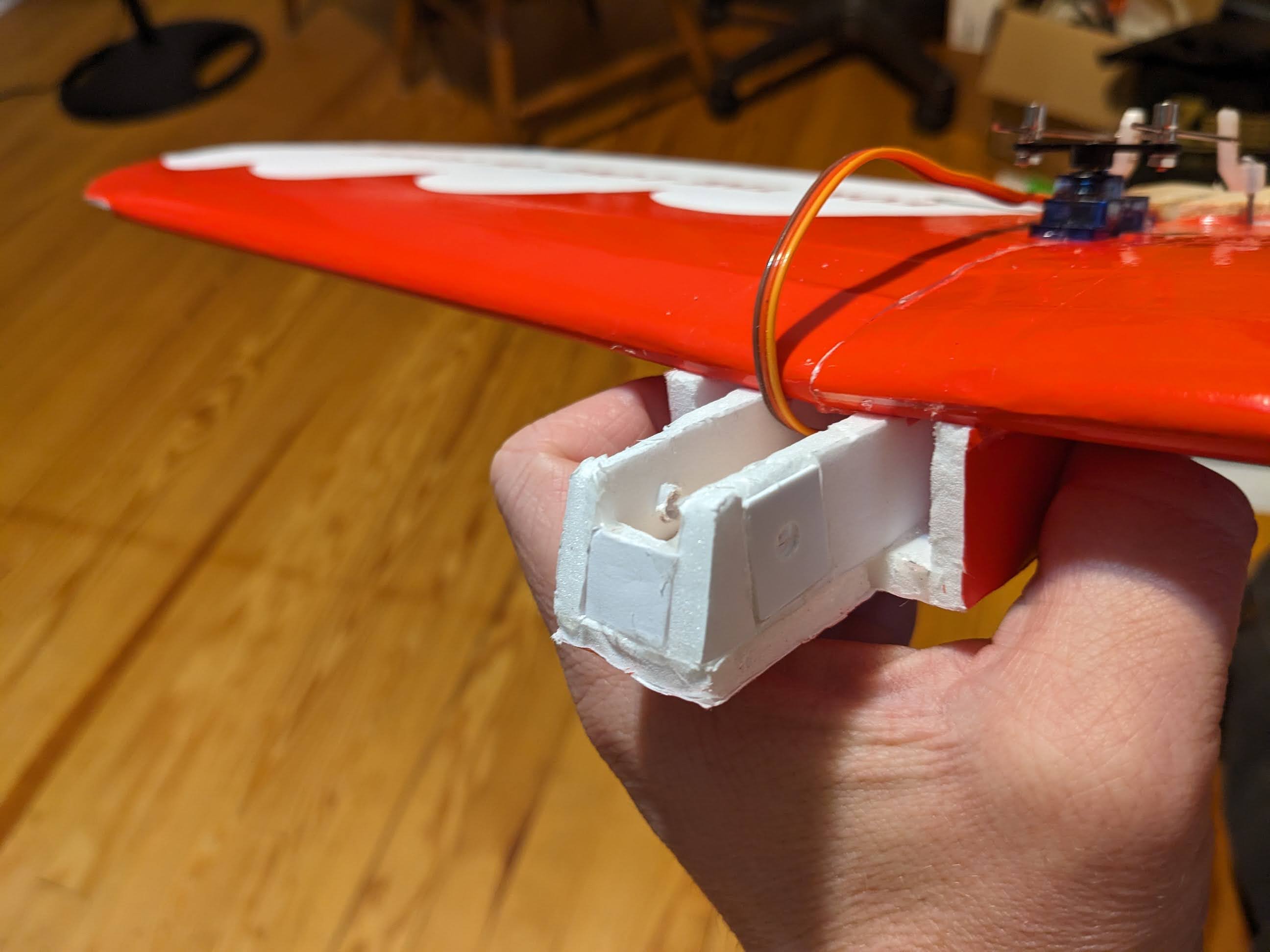 Mini GBX 6 Wing instert 1.jpg Mini GBX 6 Wing instert 1.jpg